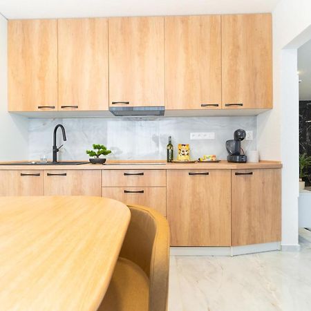 Apartman Discreet Kysucke Nove Mesto Zewnętrze zdjęcie