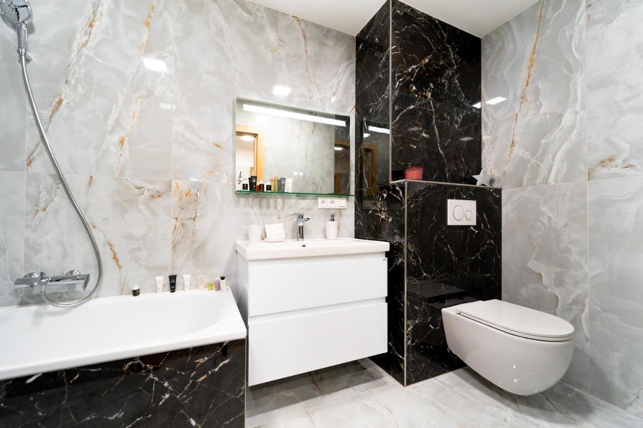 Apartman Discreet Kysucke Nove Mesto Zewnętrze zdjęcie